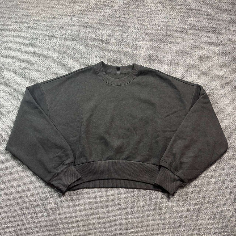 Vuori Restore Oversized Crew Sweatshirt Womens L Black Cropped Fleece Pullover